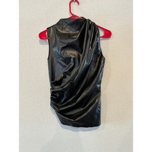 Women's Street Solid Mock Neck Sleeveless‎ PU Leather Pleated Slim Fit Tank Top